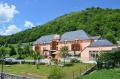 Htel-restaurant a vendre